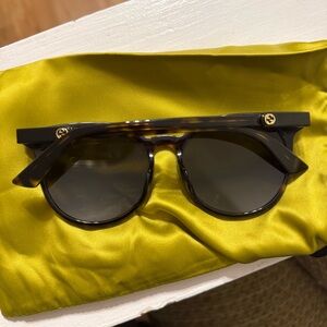 Gucci Black and Gold Sunglasses